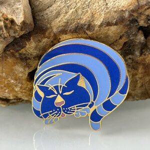 Artique Striped Cat Brooch Barbara Lavallee Alaskan Artist Enamel Purple Blue